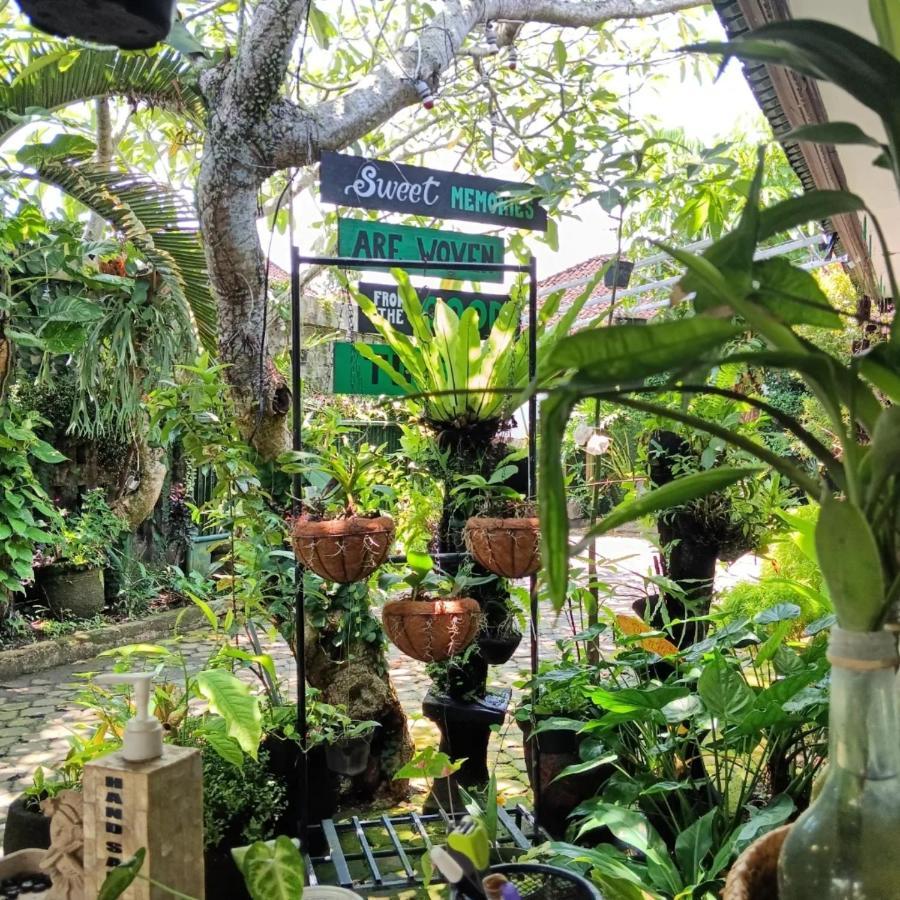 Coliving Bali Sweet Home Kost Lengkap Di Tabanan Kota Exterior photo