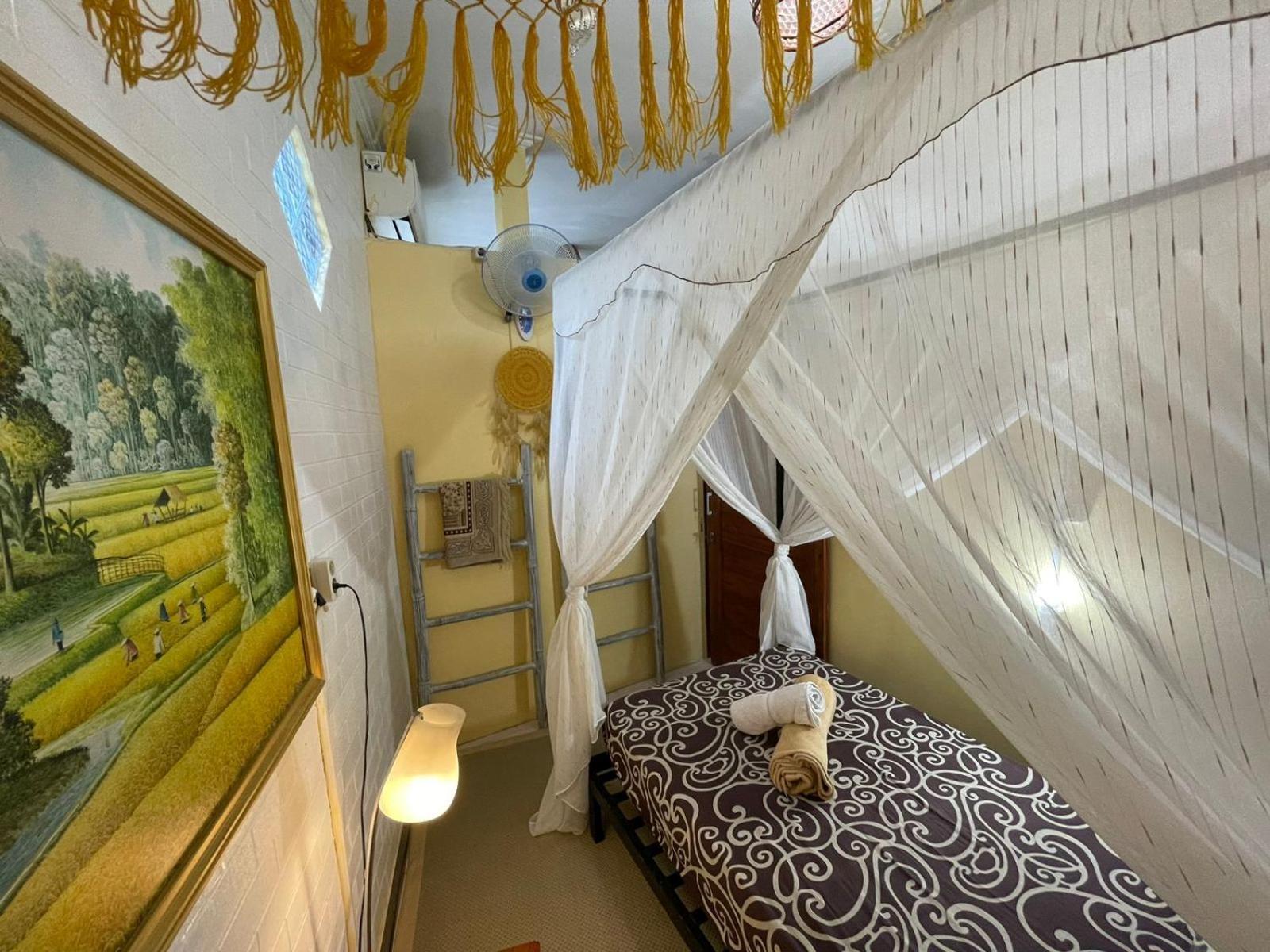 Coliving Bali Sweet Home Kost Lengkap Di Tabanan Kota Room photo