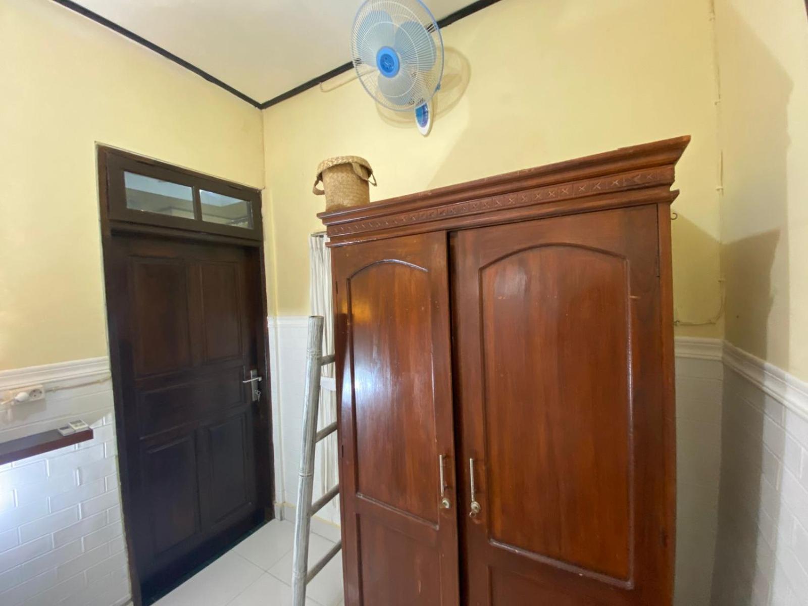 Coliving Bali Sweet Home Kost Lengkap Di Tabanan Kota Room photo