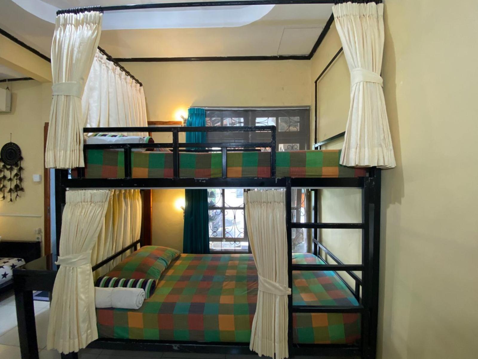 Coliving Bali Sweet Home Kost Lengkap Di Tabanan Kota Room photo