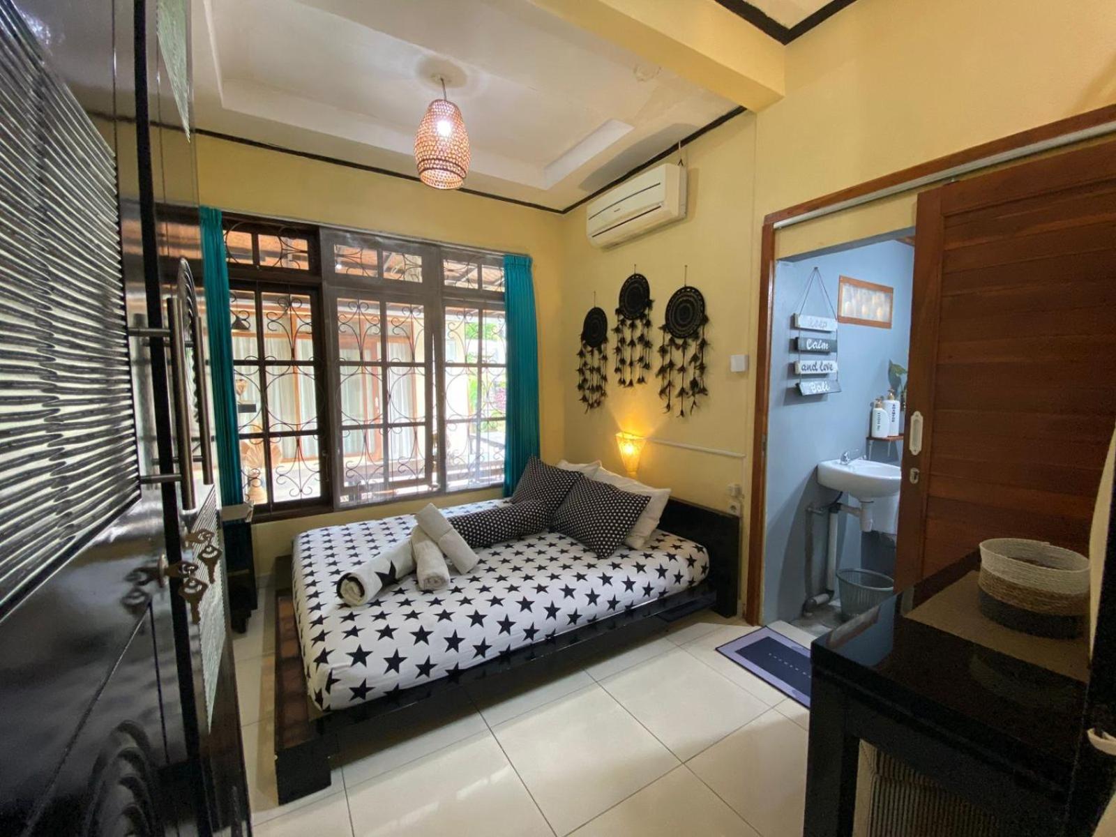 Coliving Bali Sweet Home Kost Lengkap Di Tabanan Kota Room photo