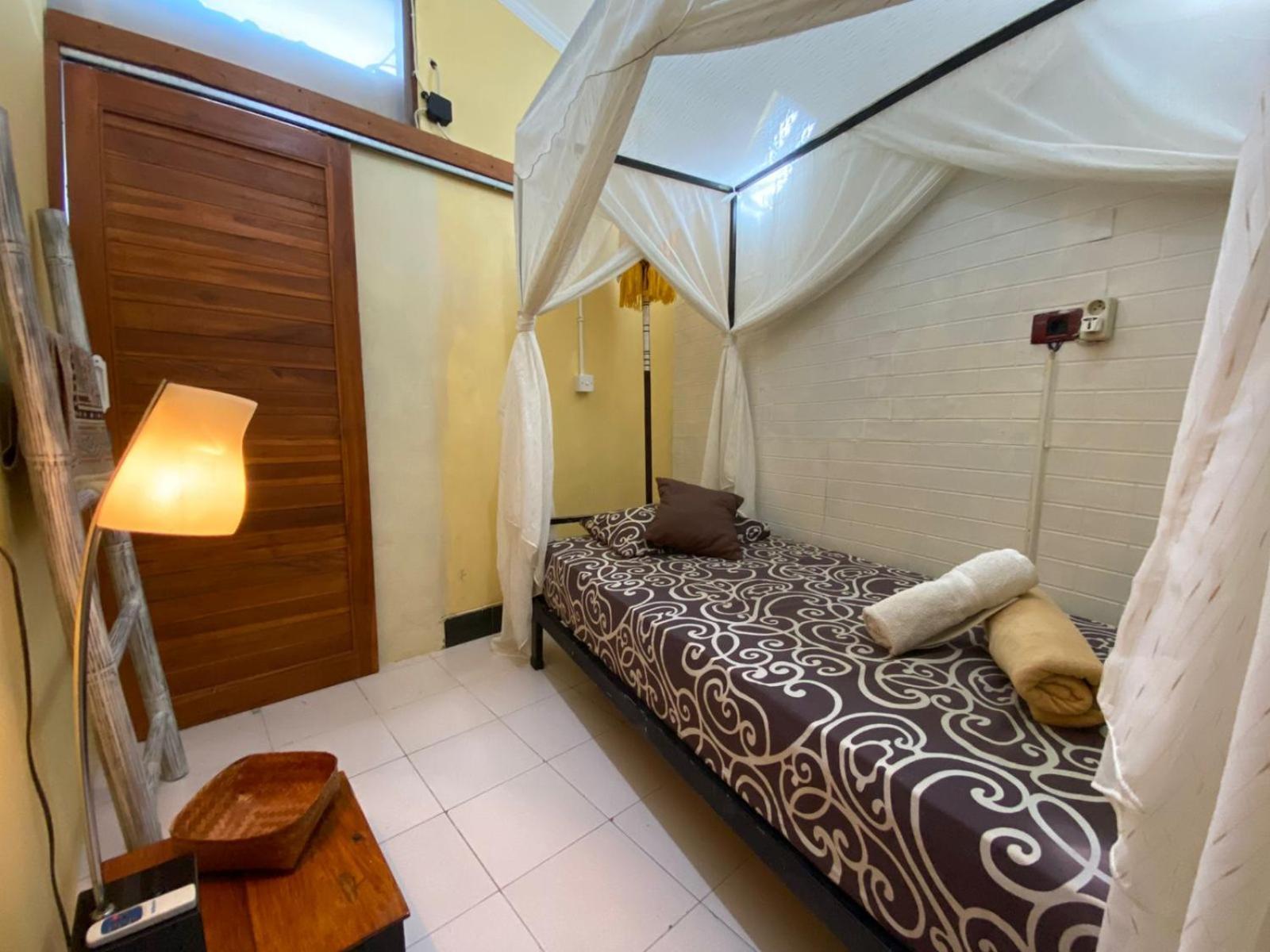 Coliving Bali Sweet Home Kost Lengkap Di Tabanan Kota Room photo